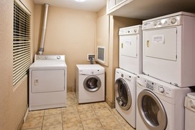 Staybridge Suites Detroit - Utica