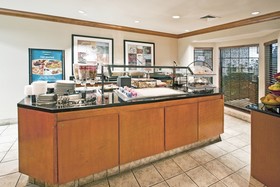 Staybridge Suites Detroit - Utica