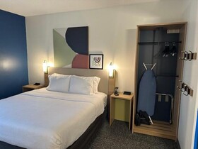 Spark by Hilton Walker Grand Rapids North