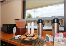 Americas Best Value Inn & Suites - Warren / Detroit