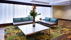 Holiday Inn & Suites Warren