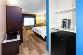 Holiday Inn Express & Suites Woodhaven