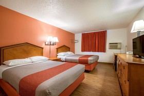 Motel 6 Albert Lea, MN