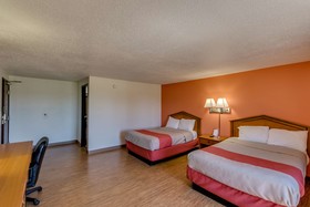 Motel 6 Albert Lea, MN
