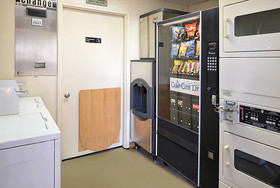 Cruise Inn RV Park & Lodging