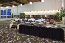 Holiday Inn Alexandria