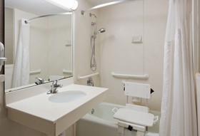 Holiday Inn Alexandria
