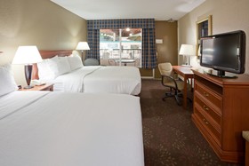 Holiday Inn Alexandria