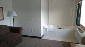 America's Best Inn - Annandale