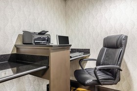 Quality Inn & Suites Arden Hills - Saint Paul North