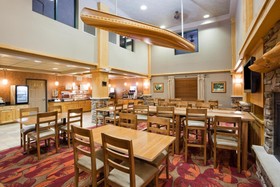 Holiday Inn Express & Suites Brainerd-Baxter