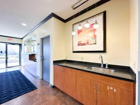 Coratel Inn and Suites Blaine