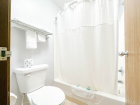 Coratel Inn and Suites Blaine