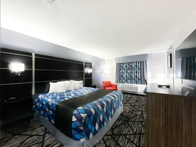 Coratel Inn and Suites Blaine