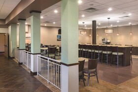 Wyndham Bloomington - Mall of America