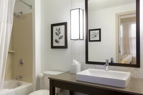 Country Inn & Suites by Radisson, Bloomington at Mall of America, MN