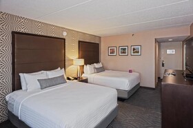 Crowne Plaza Suites MSP Airport - Mall of America