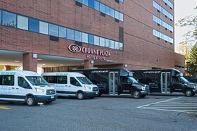 Crowne Plaza Suites MSP Airport - Mall of America
