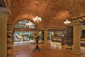 Embassy Suites Bloomington