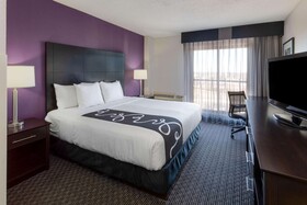 La Quinta Inn & Suites by Wyndham Minneapolis Bloomington W