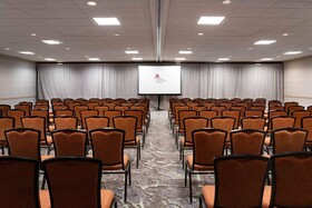 DoubleTree by Hilton Minneapolis Airport