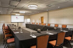 DoubleTree by Hilton Minneapolis Airport