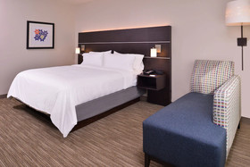 Holiday Inn Express & Suites Mall of America