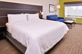 Holiday Inn Express & Suites Mall of America