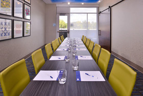 Holiday Inn Express & Suites Mall of America