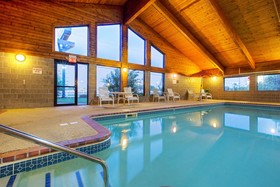 AmericInn by Wyndham Blue Earth