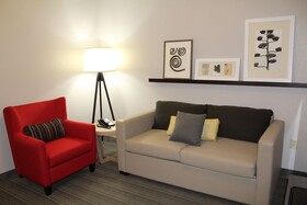 Country Inn & Suites by Radisson, Brooklyn Center, MN