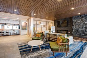 Fairfield Inn & Suites Minneapolis North