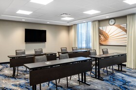 Fairfield Inn & Suites Minneapolis North