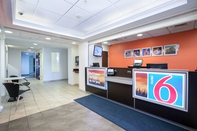 Motel 6 Minneapolis-Brooklyn Center