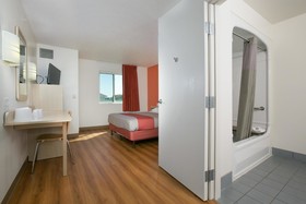 Motel 6 Minneapolis-Brooklyn Center