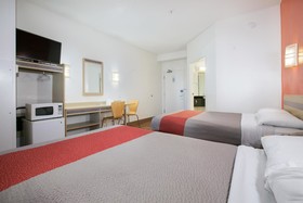Motel 6 Minneapolis-Brooklyn Center