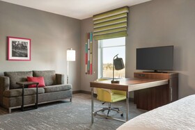 Hampton Inn Brooklyn Park