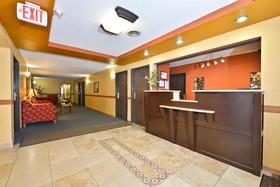 Burnsville Inn & Suites