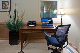 GrandStay Hotel & Suites Cambridge