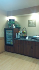 GrandStay Hotel & Suites Cambridge