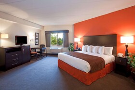 AmericInn by Wyndham Chanhassen