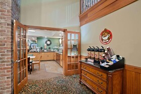 AmericInn by Wyndham Chanhassen