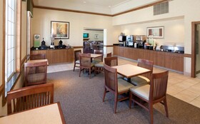 Country Inn & Suites by Radisson, Chanhassen, MN