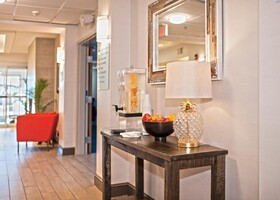 Holiday Inn Express & Suites Chanhassen