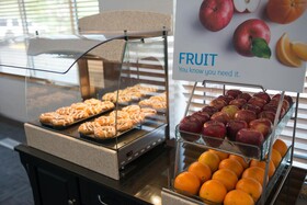 Holiday Inn Express & Suites Chanhassen
