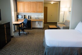 Holiday Inn Express & Suites Chanhassen