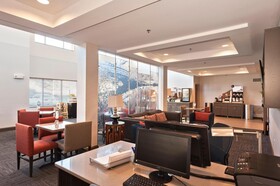 Holiday Inn Express & Suites Chanhassen