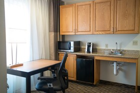 Holiday Inn Express & Suites Chanhassen