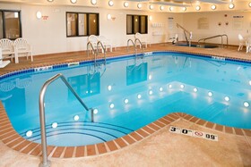 Holiday Inn Express & Suites Chanhassen