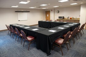 Holiday Inn Express & Suites Chanhassen
